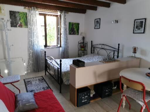 Studio Tres Agreable Totalement Independant Dans Maison Avec Cour Sans Vis A Vis Villa Vittel Kültér fotó